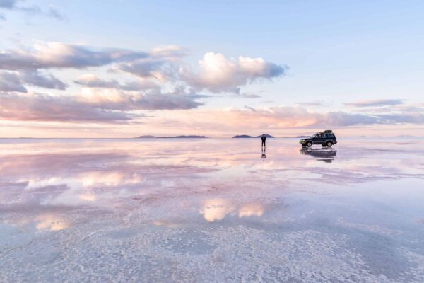 Salar de Uyuni: Il Deserto di Sale più Grande e Magico del Mondo