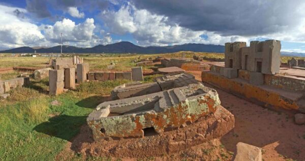 Alla scoperta di Tiwanaku, meravigliose rovine Boliviane