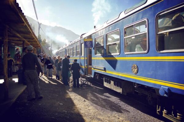 Train to Machu Picchu: Routes, Trains, Stations, and Practical Tips