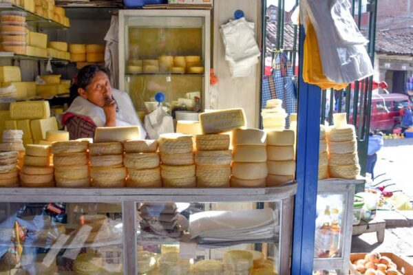 Mercato di San Pedro a Cusco: un’esperienza autentica con PerùEtico