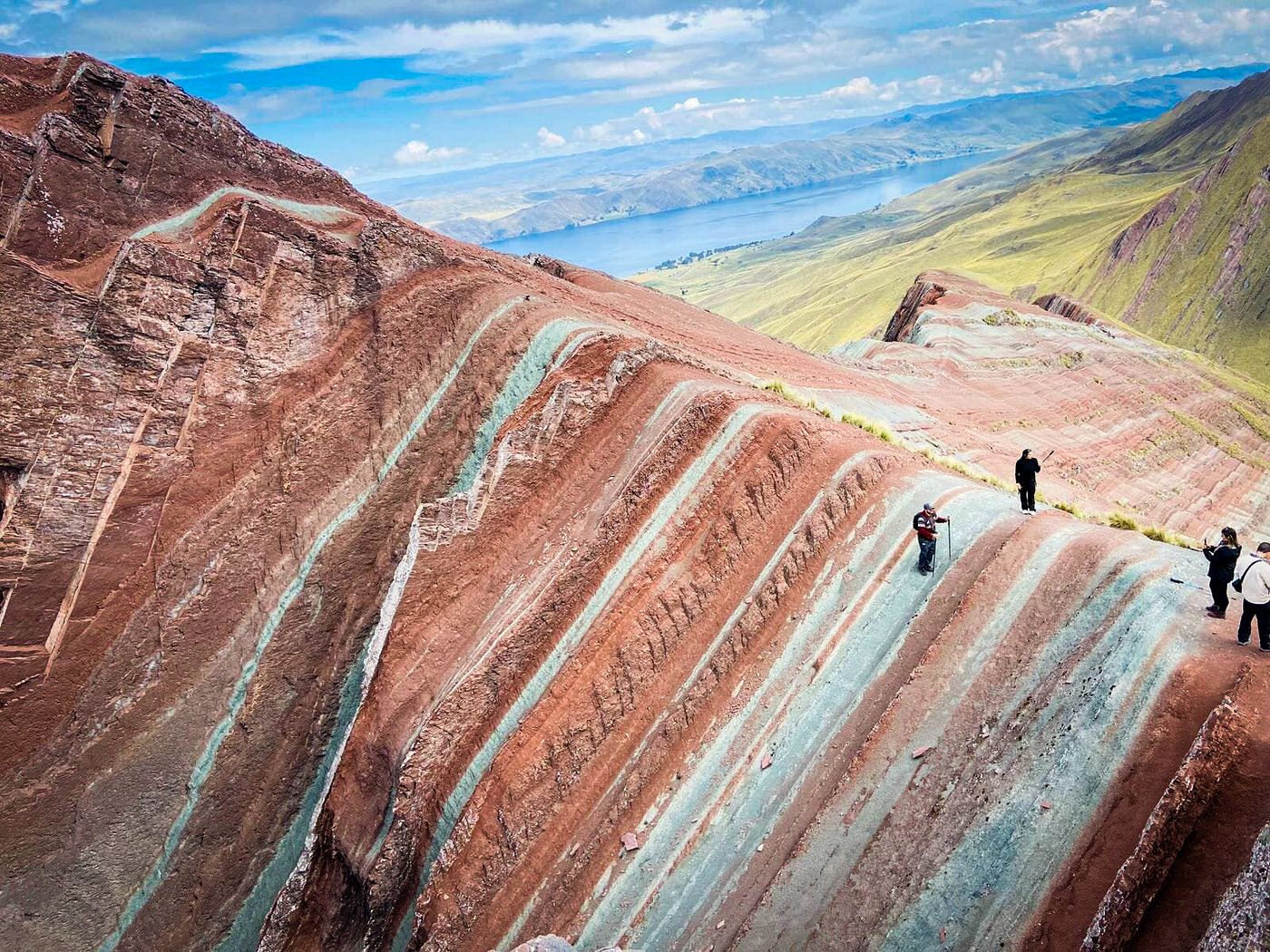 Trekking a Pallay Poncho
